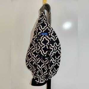Kavu Black and White Patterned Women's Bag